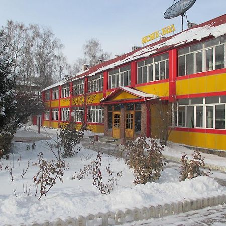Otel Issyk-Kul-Karakol Exterior foto