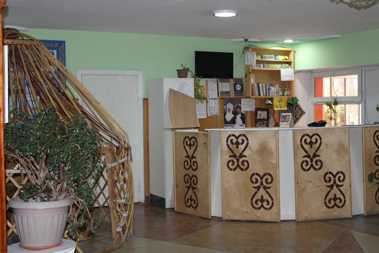 Otel Issyk-Kul-Karakol Exterior foto